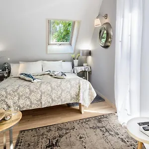 https://fisher-house-apartments.gdanskhotel.org